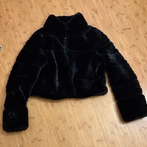 Elegant Black Faux Fur Teddy Jacket